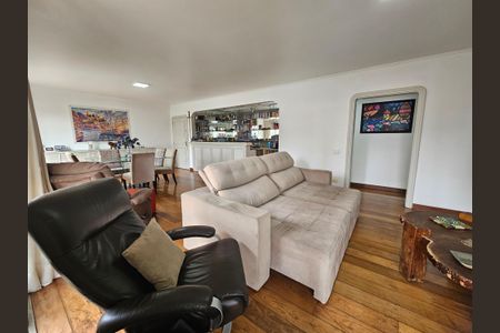 Sala de apartamento à venda com 4 quartos, 210m² em Campo Belo, São Paulo