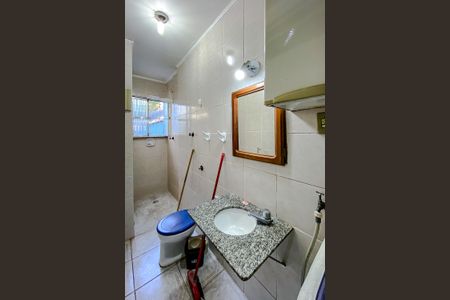 Banheiro de casa para alugar com 1 quarto, 19m² em Vila Dom Pedro I, São Paulo