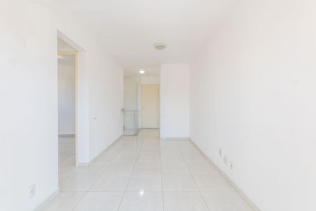 Sala de apartamento à venda com 2 quartos, 52m² em Km 18, Osasco