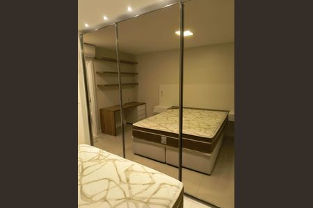 Quarto de apartamento para alugar com 2 quartos, 66m² em Patamares, Salvador
