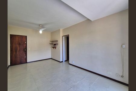 Sala  de apartamento para alugar com 2 quartos, 75m² em Recreio dos Bandeirantes, Rio de Janeiro