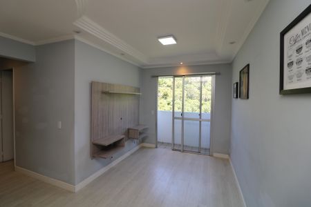 Sala de apartamento para alugar com 2 quartos, 55m² em Santa Terezinha, São Paulo