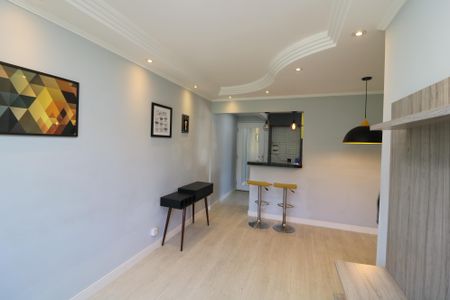 Sala de apartamento para alugar com 3 quartos, 55m² em Santa Terezinha, São Paulo