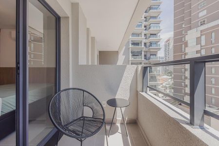 Varanda de kitnet/studio para alugar com 1 quarto, 24m² em Perdizes, São Paulo