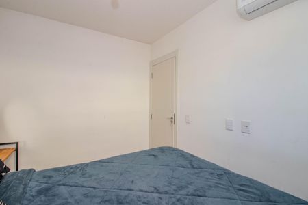 Quarto 1 de apartamento à venda com 2 quartos, 50m² em Santa Fé, Porto Alegre