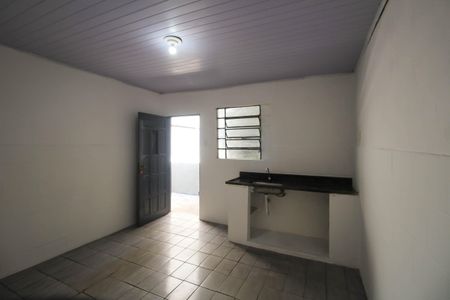 Cozinha de casa para alugar com 1 quarto, 33m² em Vila California, São Paulo