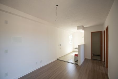 Sala de apartamento para alugar com 2 quartos, 50m² em Tribobó, São Gonçalo