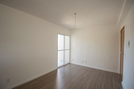 Sala de apartamento para alugar com 2 quartos, 50m² em Tribobó, São Gonçalo