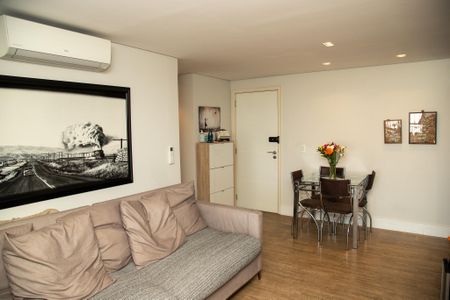 Sala de apartamento para alugar com 2 quartos, 100m² em Jardim Dom Bosco, São Paulo