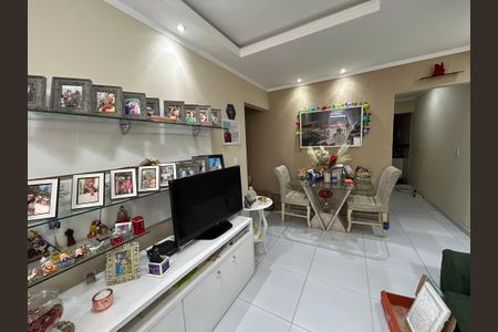 Sala de apartamento para alugar com 2 quartos, 70m² em Abolição, Rio de Janeiro