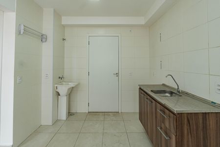 Cozinha e Área de Serviço de apartamento para alugar com 2 quartos, 32m² em Parque Fongaro, São Paulo