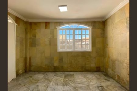 Sala de casa para alugar com 5 quartos, 360m² em Candelária, Belo Horizonte