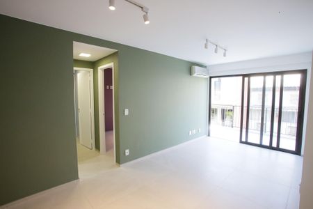 Sala de apartamento para alugar com 3 quartos, 180m² em Freguesia (jacarepaguá), Rio de Janeiro