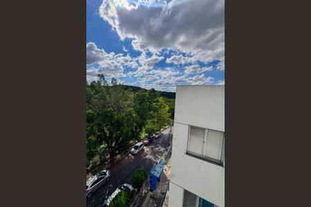 Vista de apartamento à venda com 2 quartos, 51m² em São Francisco, Belo Horizonte