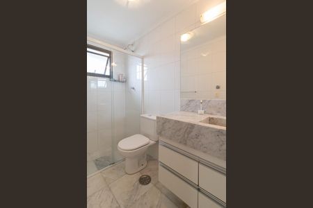 Apartamento à venda com 70m², 2 quartos e 1 vaga Apartamento à venda com 70m², 2 quartos e 1 vagaBanheiro da Suíte