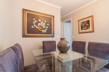 Apartamento à venda com 70m², 2 quartos e 1 vaga Apartamento à venda com 70m², 2 quartos e 1 vagaSala de Jantar