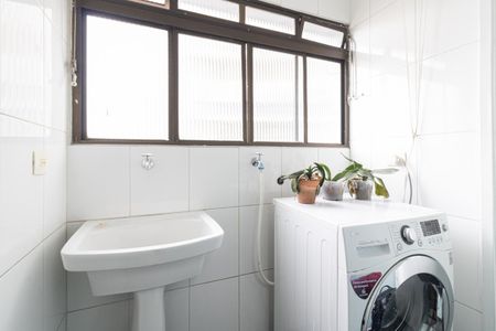 Apartamento à venda com 70m², 2 quartos e 1 vaga Apartamento à venda com 70m², 2 quartos e 1 vagaÁrea de Serviço