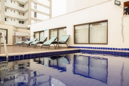 Apartamento à venda com 70m², 2 quartos e 1 vaga Apartamento à venda com 70m², 2 quartos e 1 vagaÁrea comum - Piscina