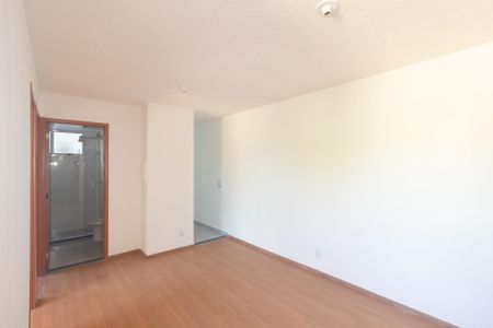 Sala de apartamento para alugar com 2 quartos, 42m² em Campo Grande, Rio de Janeiro