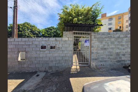 Apartamento para alugar com 50m², 2 quartos e 1 vaga Apartamento para alugar com 50m², 2 quartos e 1 vagaFachada