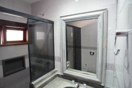 Casa de condomínio para alugar com 180m², 4 quartos e 3 vagas Casa de condomínio para alugar com 180m², 4 quartos e 3 vagasBanheiro Social