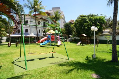 Casa de condomínio para alugar com 180m², 4 quartos e 3 vagas Casa de condomínio para alugar com 180m², 4 quartos e 3 vagasÁrea Comum - Playground