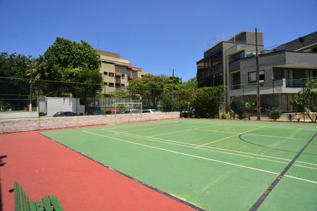 Casa de condomínio para alugar com 180m², 4 quartos e 3 vagas Casa de condomínio para alugar com 180m², 4 quartos e 3 vagasÁrea Comum - Quadra Esportiva