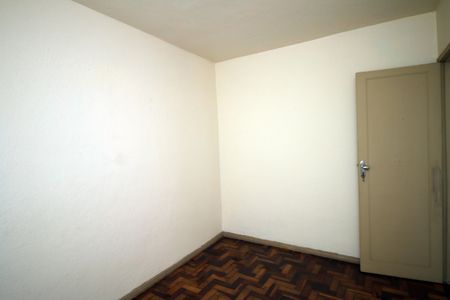 Quarto 1 de apartamento para alugar com 2 quartos, 50m² em Olaria, Rio de Janeiro