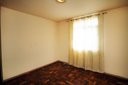 Sala de apartamento para alugar com 2 quartos, 50m² em Olaria, Rio de Janeiro