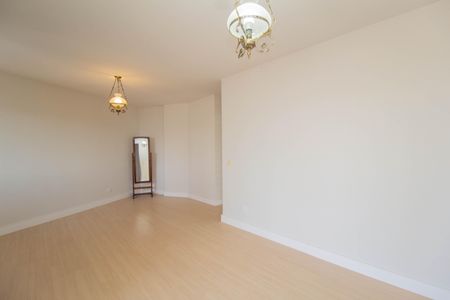 Sala de apartamento para alugar com 3 quartos, 93m² em Vila Albertina, São Paulo