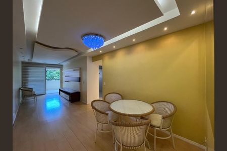 Sala de apartamento para alugar com 2 quartos, 102m² em Jacarepaguá, Rio de Janeiro