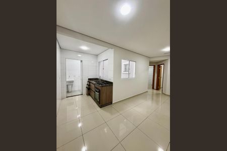 Foto 01 de apartamento à venda com 2 quartos, 46m² em Jardim Las Vegas, Santo André