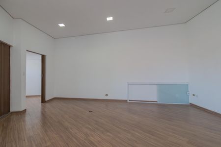 Casa para alugar com 3 quartos, 367m² em Vila Nossa Senhora das Vitorias, Mauá