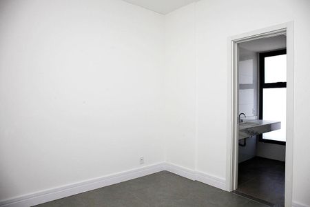 Studio - Quarto Suíte de kitnet/studio à venda com 1 quarto, 72m² em Centro Histórico, Porto Alegre