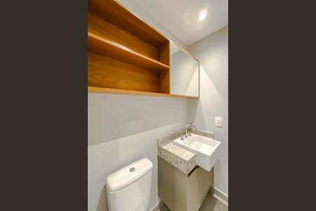 Banheiro de kitnet/studio para alugar com 1 quarto, 27m² em Vila Mariana, São Paulo