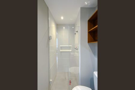 Banheiro de kitnet/studio para alugar com 1 quarto, 27m² em Vila Mariana, São Paulo