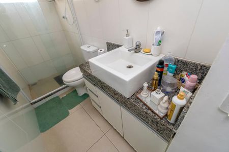 Banheiro da Suíte de casa à venda com 2 quartos, 97m² em Manguinhos, Rio de Janeiro