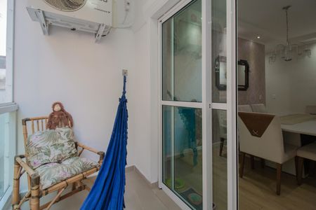 Sacada da Sala de apartamento para alugar com 3 quartos, 84m² em Vila Bocaina, Mauá