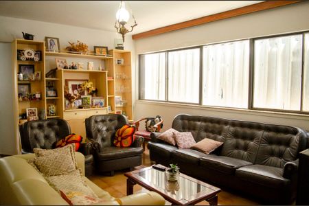 Apartamento para alugar com 4 quartos, 112m² em Setor Central, Goiânia