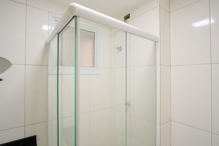 Banheiro de apartamento para alugar com 1 quarto, 35m² em Vila Esperança, São Paulo