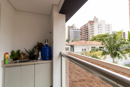 Sala de apartamento para alugar com 1 quarto, 47m² em Cambuí, Campinas