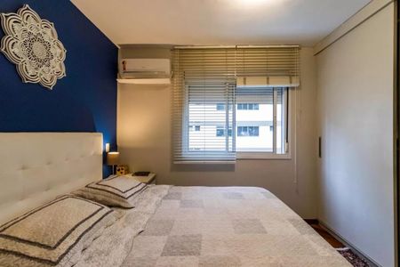 Foto 01 de casa de condomínio à venda com 2 quartos, 110m² em Real Parque, São Paulo