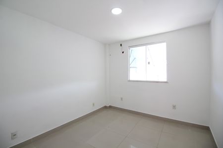 Quarto 2 de casa de condomínio para alugar com 3 quartos, 130m² em Pechincha, Rio de Janeiro