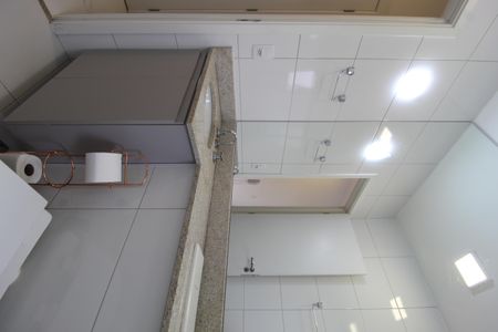 Banheiro de kitnet/studio à venda com 1 quarto, 25m² em Indianópolis, São Paulo