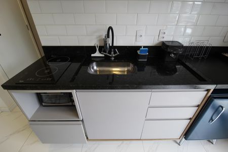Cozinha de kitnet/studio à venda com 1 quarto, 25m² em Indianópolis, São Paulo