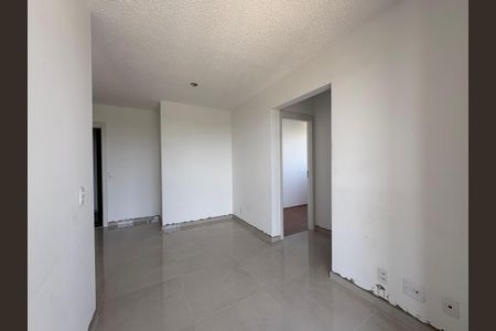 Sala de apartamento para alugar com 2 quartos, 45m² em Santa Maria, Santo André