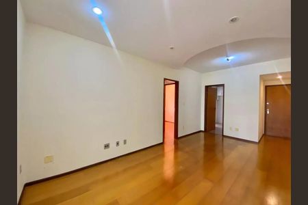 Sala de apartamento para alugar com 3 quartos, 105m² em Buritis, Belo Horizonte