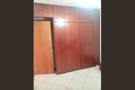 Casa à venda com 3 quartos, 130m² em Jardim Sao Jose, São Paulo