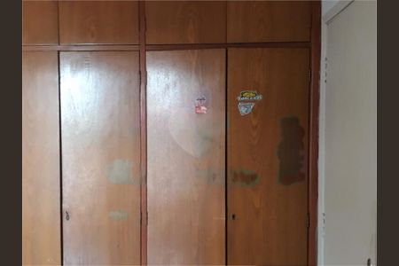 Casa à venda com 5 quartos, 330m² em Vila Palmeiras, São Paulo