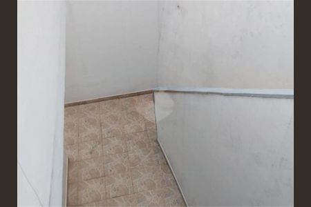 Casa à venda com 5 quartos, 330m² em Vila Palmeiras, São Paulo